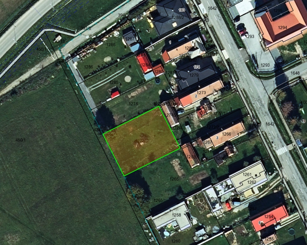 PREDANÉ - STAVEBNÝ POZEMOK V OBCI NOVÁ POLHORA